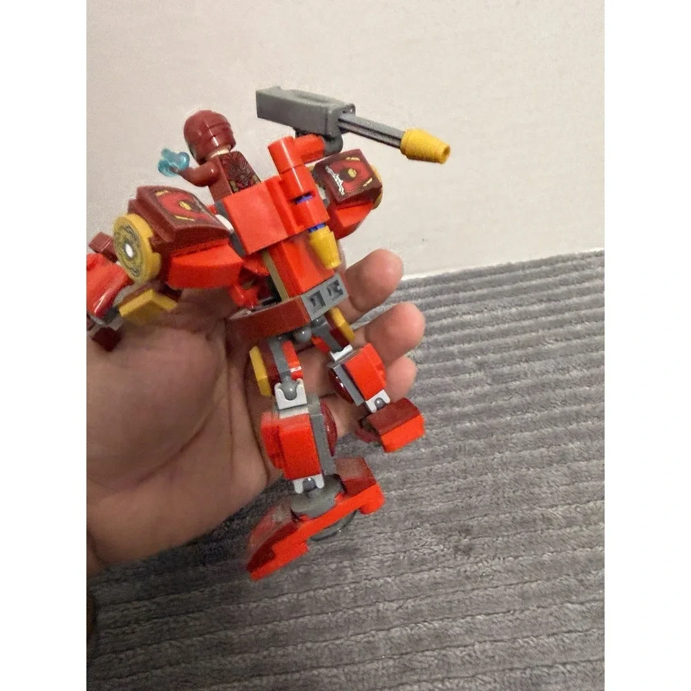 LEGO 76140 - Super Heroes: Avengers - Iron Man Mech - Not Complete